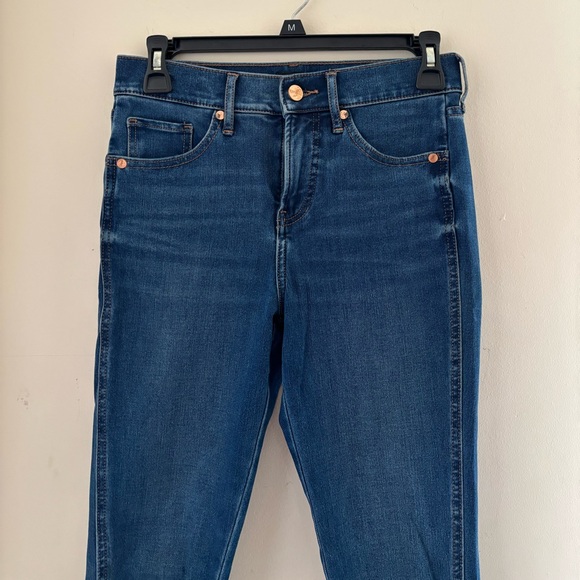 Express Women’s Skinny Mid Rise Medium Jeans Wash size 00R - Picture 4 of 6